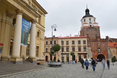 Lublin, Polonya - 12 Eylül 2022: Lublin şehir merkezinde gezinti