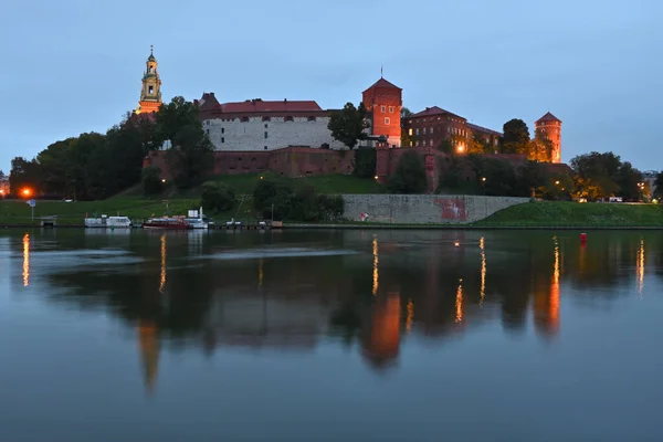 Wawel Slott Vid Floden Vistula Centrala Krakow Polen — Stockfoto