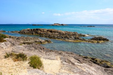 Kos adasındaki Agios Stefanos körfezi. Yunanistan