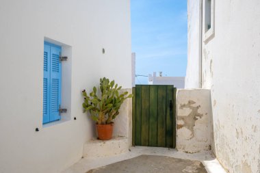 Nisyros adasındaki Nikia köyünde geleneksel Yunan mimarisi. Yunanistan