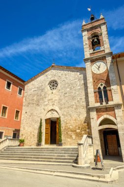 San Quirico d 'Orcia, İtalya - 26 Nisan 2023 San Francesco Kilisesi, San Quirico d' Orcia, İtalya