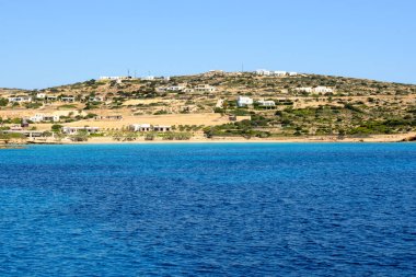 Ano Koufonisi adasının kıyısında. Koufonisia, Küçük Kiklad, Yunanistan