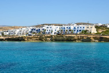 Ano Koufonisi Adası, Koufonisia, Küçük Kiklad, Yunanistan 'ın beyaz evleri