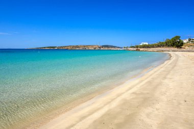 Ammos plajı, kristal berrak suları olan kumlu bir sahil. Ano Koufonisi Adası. Küçük Kiklad, Yunanistan