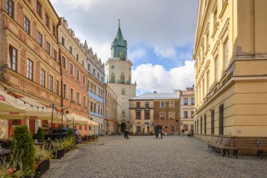 Lublin, Polonya - 13 Eylül 2022 Lublin 'deki Eski Kent Pazar Meydanı. Polonya