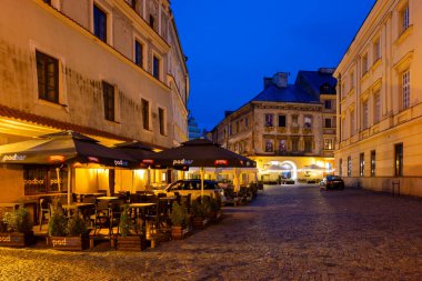 Lublin, Polonya - 12 Eylül 2022: Lublin 'deki Eski Kent Pazar Meydanı. Polonya