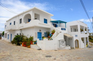 Ano Koufonisi adasında tipik Yunan mimarisi. Küçük Kiklad, Yunanistan