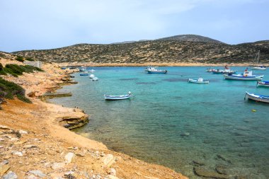 Amorgos 'taki Kalotaritissa plajı adanın güney tarafında yer almaktadır. Cycades, Yunanistan