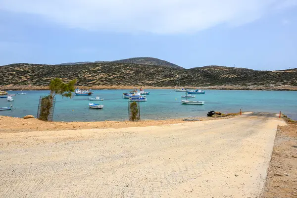 Amorgos 'taki Kalotaritissa plajı adanın güney tarafında yer almaktadır. Cycades, Yunanistan