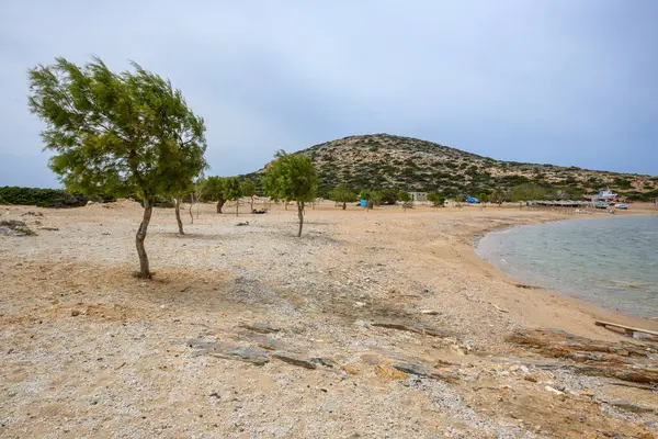 Amorgos 'taki Kalotaritissa plajı adanın güney tarafında yer almaktadır. Cycades, Yunanistan