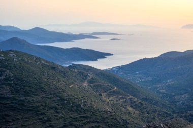 Ege Denizi 'ndeki Amorgos Adası. Cyclades, Yunanistan