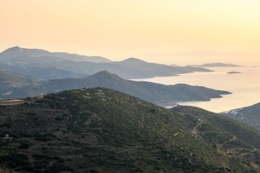 Ege Denizi 'ndeki Amorgos Adası. Cyclades, Yunanistan