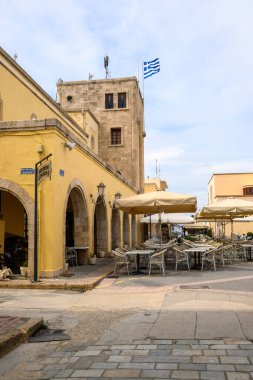 Kos, Yunanistan - 9 Mayıs 2023: Eski Kos Kasabası mimarisi. Kos Adası, Dodecanese, Yunanistan