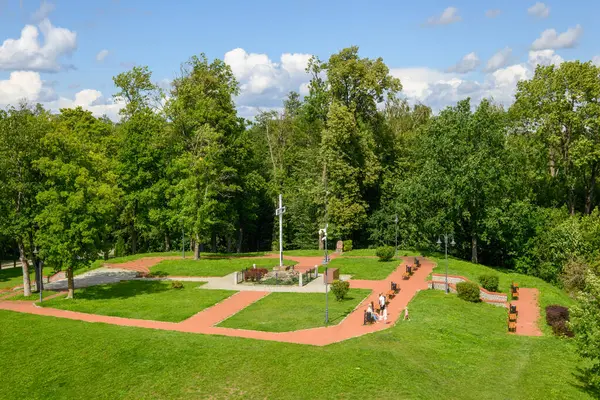 Gizycko, Polonya - 6 Ağustos 2025: Gizycko 'daki gözlem kulesinden görüntü. Masurian Gölü Bölgesi. Polonya