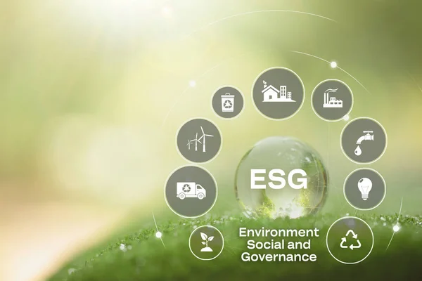 ESG Çevre Yönetimi Yatırım Yatırım Konsepti. ESG simgeleri. İş yatırım stratejisi konsepti. Dijital simgeler
