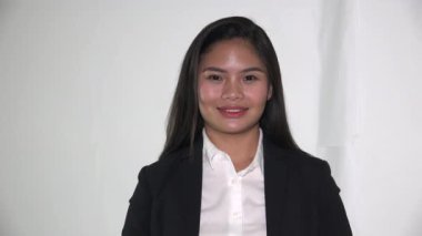 Filipinli Çeşitli İş Kadınları Gülümsüyor