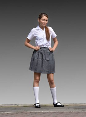 Genç Bir Kadın Poz Veriyor