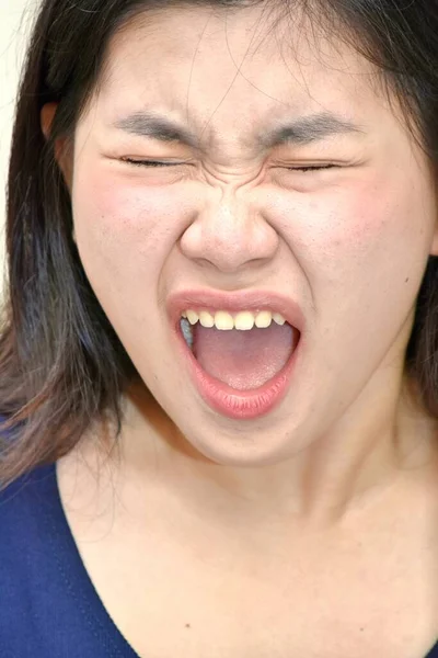 Una Persona Asiática Estresada —  Fotos de Stock