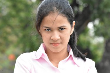 Genç Bir Kadın ve Öfke