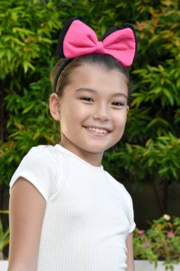 Çeşitli Bir Çocuk ve Mutluluk Kapanışı