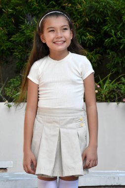 Gülümseyen Güzel Bir Azınlık Kadını