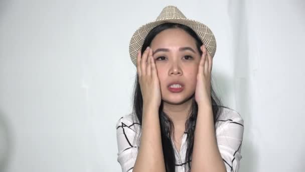 Stressed Asian Woman Isolated — Stockvideo
