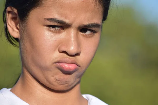 Mutsuz Güzel Filipinli Gençlik Kapanışı — Stok fotoğraf