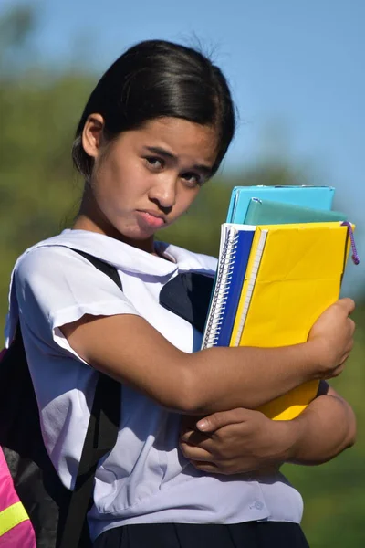 Mutsuz Bir Azınlık Okulu Kızı — Stok fotoğraf