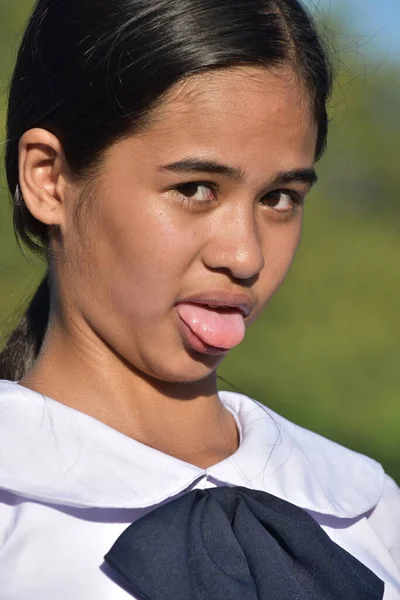 Sjuk Ungdomlig Asiatisk Kvinna Ansikte Närbild — Stockfoto