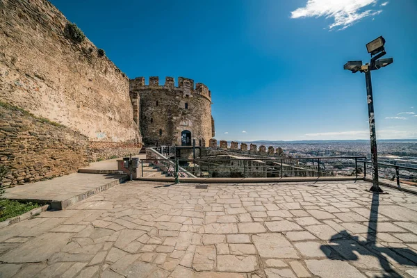 希腊塞萨洛尼基旧城Trigonioy Tower的场景 — 图库照片