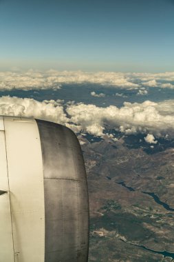 35.000 feet yükseklikte uçak penceresinden nadir fotoğraflar.