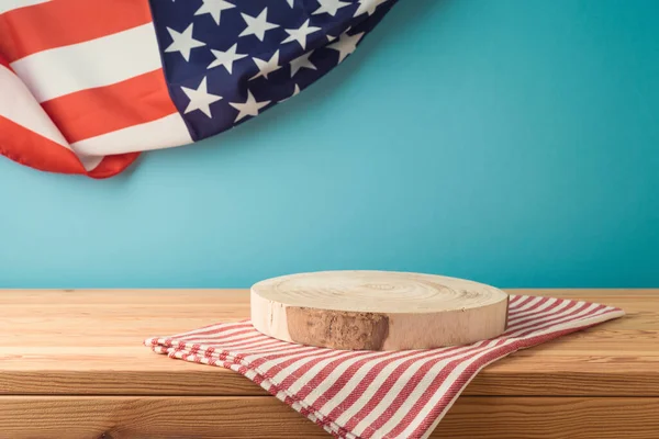 Empty Wooden Podium Log Tablecloth Table Usa Flag Background American — Stock Photo, Image