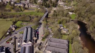 Richmond şehir merkezi, Kuzey Yorkshire 'daki binaları ortaya çıkarmak için İstasyon' dan kalkan hava aracı.