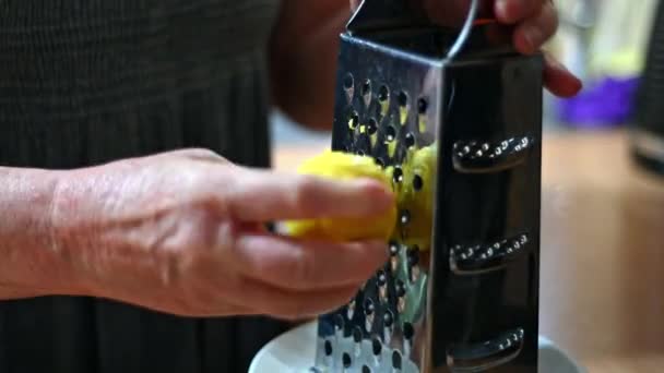 Get Zesty Flavor Fresh Lemon Peel Close Woman Grating Using — Stockvideo