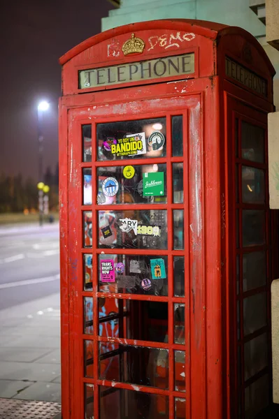 Лондон Апреля 2023 Года Опыт Винтажного Очарования Традиционной Лондонской Телефонной — стоковое фото