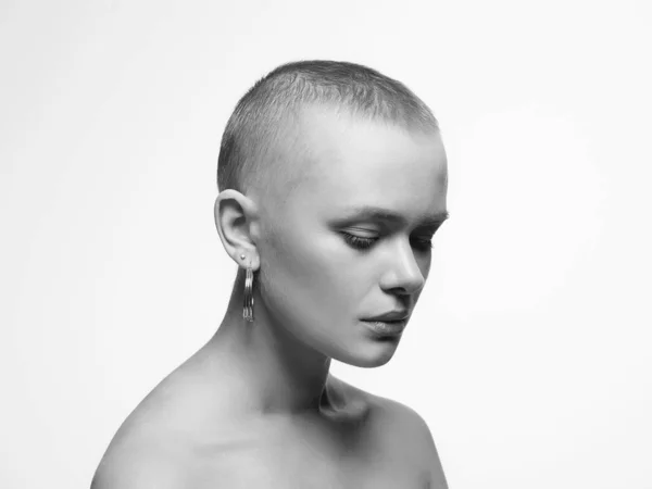 Sad Woman Short Haircut Black White Portrait Adult Age Bald — Stock Photo, Image