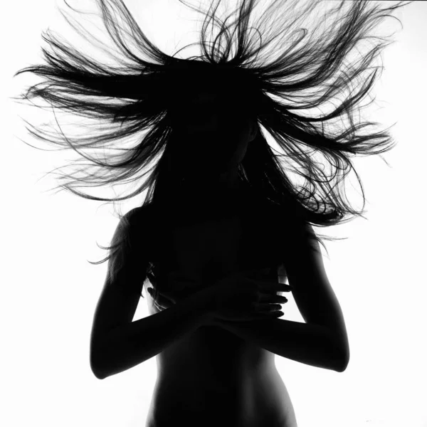 Γυναικεία Σιλουέτα Γυμνή Γυναίκα Ιπτάμενα Μαλλιά Απομονωμένο Γυμνό Κορίτσι — Φωτογραφία Αρχείου