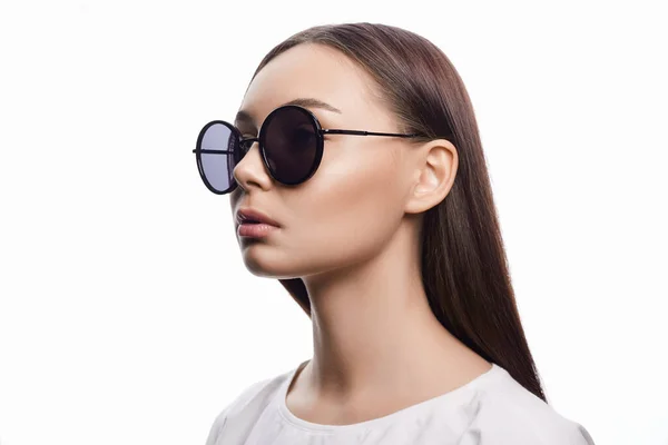 선글라스를 아름다운 여인의 초상화 안경을 — 스톡 사진