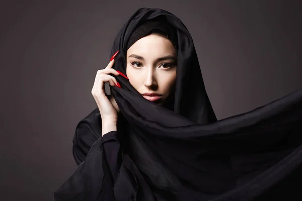 Vacker Islamisk Ung Kvinna Skönhetstjej Hijab Mode Orientalisk Modell — Stockfoto