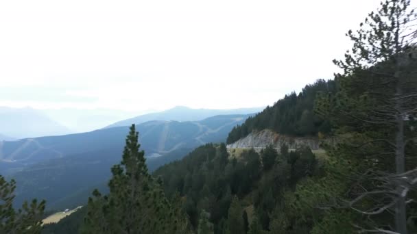 Flygfoto Bergsdalen Pyrenéerna Andorra Högkvalitativ Film — Stockvideo