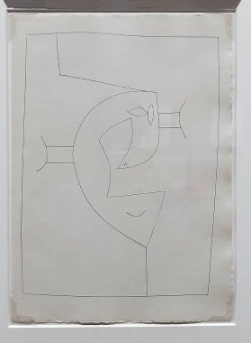 Malaga, İspanya-Ekim 2022. Malaga 'daki Picasso Müzesi. Kübizm sanatının detaylarını görebilirsiniz..