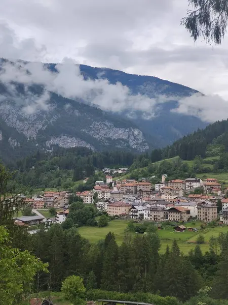 Alpes Europeos Norte Italia Día Nublado — Foto de Stock