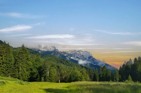 Alpes Europeos Norte Italia Día Nublado — Foto de Stock