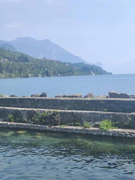 Gardasjön Norra Italien Solig Dag — Stockfoto