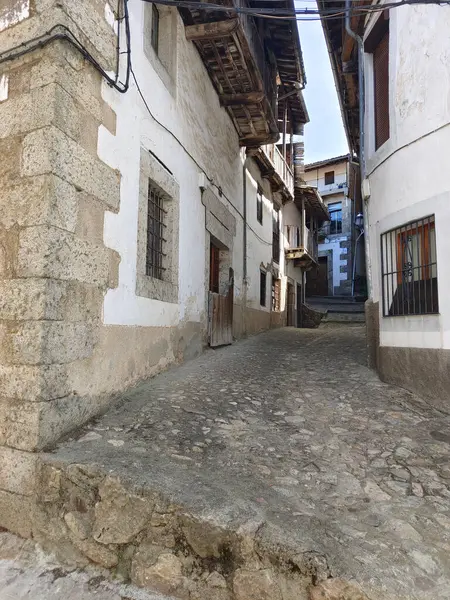 Straße Des Dorfes Candelario Zentrum Spaniens Einem Sonnigen Tag — Stockfoto