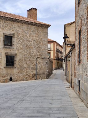 Bulutlu bir günde İspanya 'nın merkezindeki Avila şehrinde