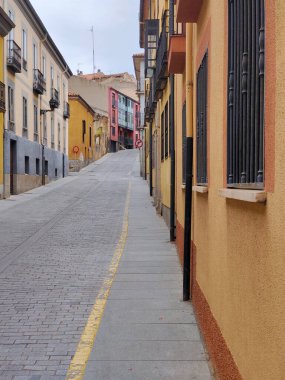Bulutlu bir günde İspanya 'nın merkezindeki Avila şehrinde
