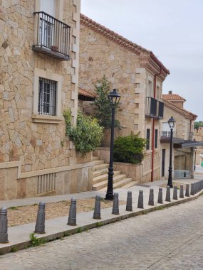 Bulutlu bir günde İspanya 'nın merkezindeki Avila şehrinde