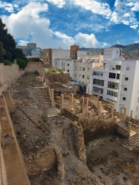 Kartagena, İspanya 'nın güneyinde güneşli bir günde. Burası kıyı kenti..
