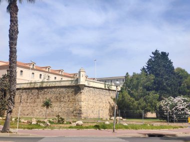 Kartagena, İspanya 'nın güneyinde güneşli bir günde. Burası kıyı kenti..